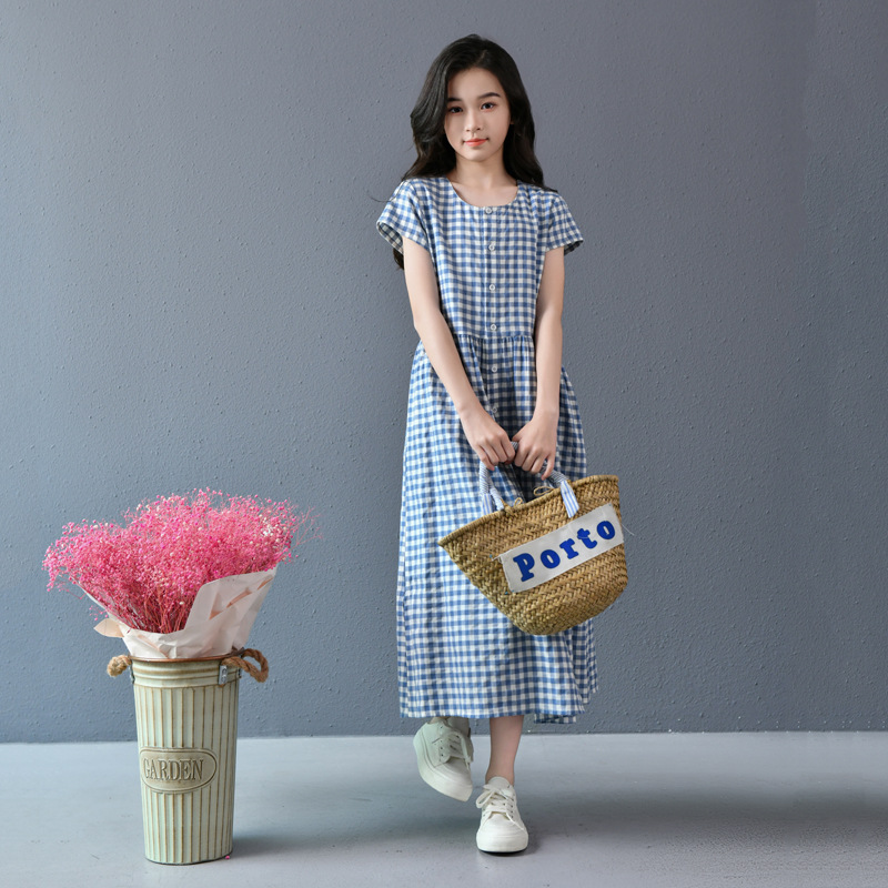 Vestido a cuadros azul literario de algodón para niñas de verano 2025 Falda larga Vestido largo de cuello redondo de verano para niños grandes y medianos