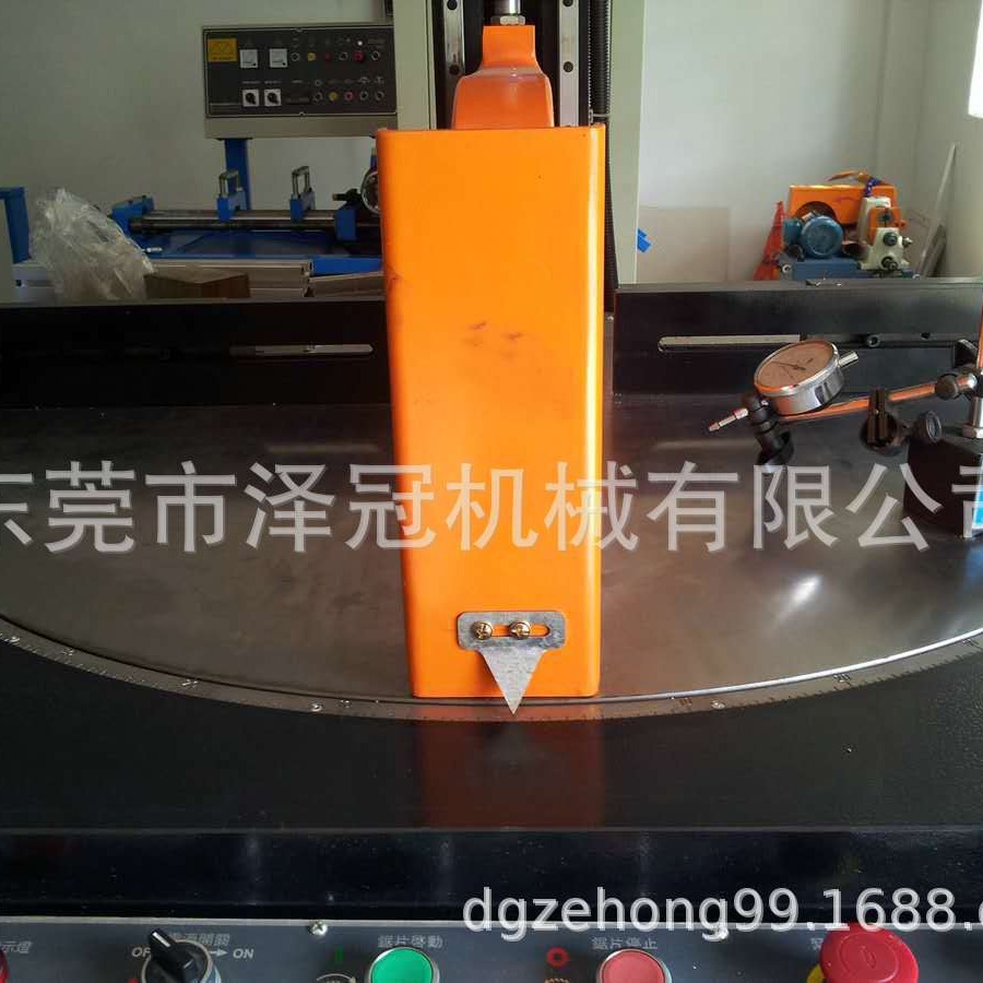 45度角铝合金切割机 45度角铝材切割机 铝边框切割机