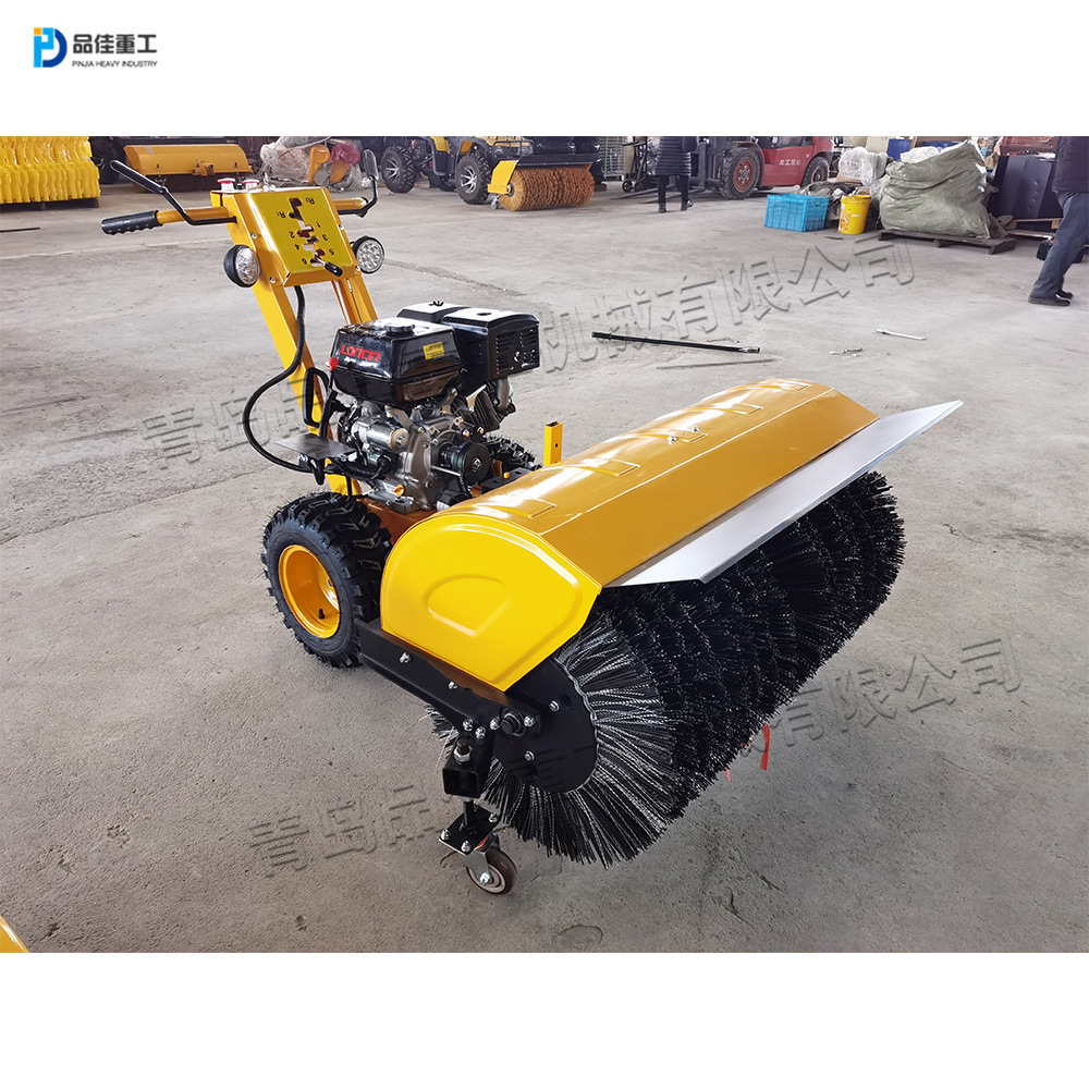 出口款1100mm扫雪车机 16寸雪地轮胎扫雪机 15HP大马力扫雪车