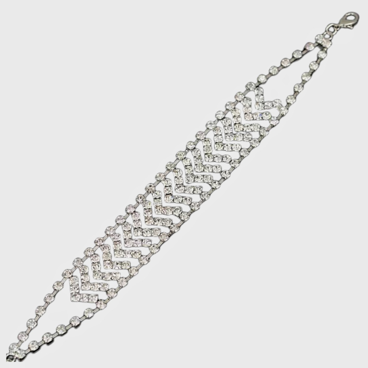Pulsera de diamantes de múltiples hileras de moda europea y americana de alta gama elegante pulsera de diamantes de imitación de lujo simple pulsera fábrica al por mayor