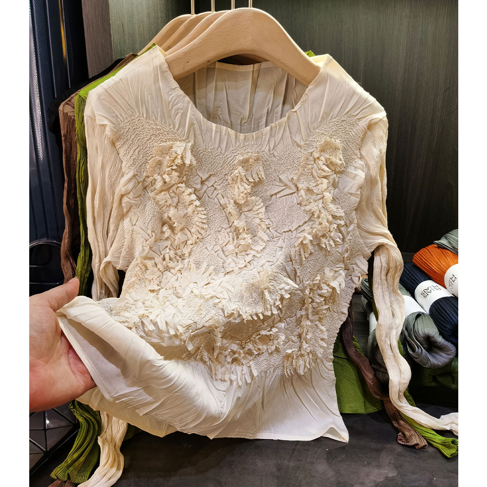 Designed Hand-Drawn Pleated Top, Elegant Work Clothing Slimming Look Pure Color Long-Sleeved T-Shirt for Women, New Autum Style