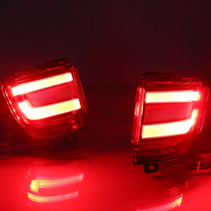 Aplicable a 16 landkuroze parachoques trasero luz LC200 patrulla LED modificado luz antiniebla trasera luz de freno