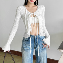 跨境欧美风2025秋季新款女装法式复古蕾丝设计感荷叶边修身上衣