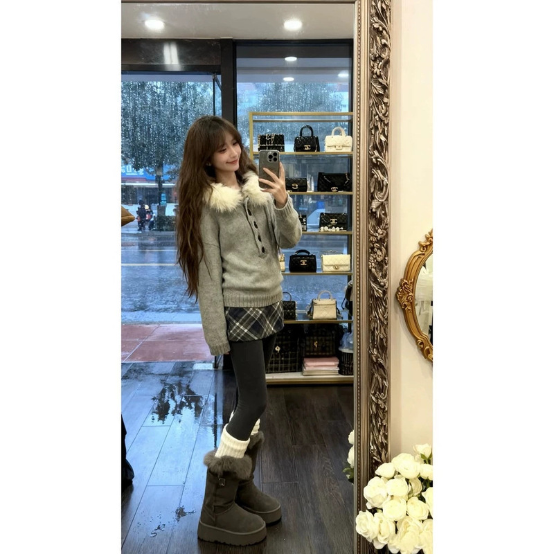 2026 Autumn/Winter Slim Fit Versatile Woolen Top with Henley Collar, Gray Hooded Fur Collar Knit Sweater for Women 2026 Autumn/Winter Slim Fit Versatile Woolen Top with Henley Collar, Gray Hooded Fur Collar Knit Sweater for Women