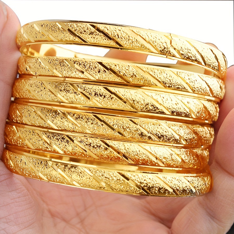 Vacuum Plating 18K Real Gold Plated Solid Color Copper Simple Style Copper Bangle display picture 2