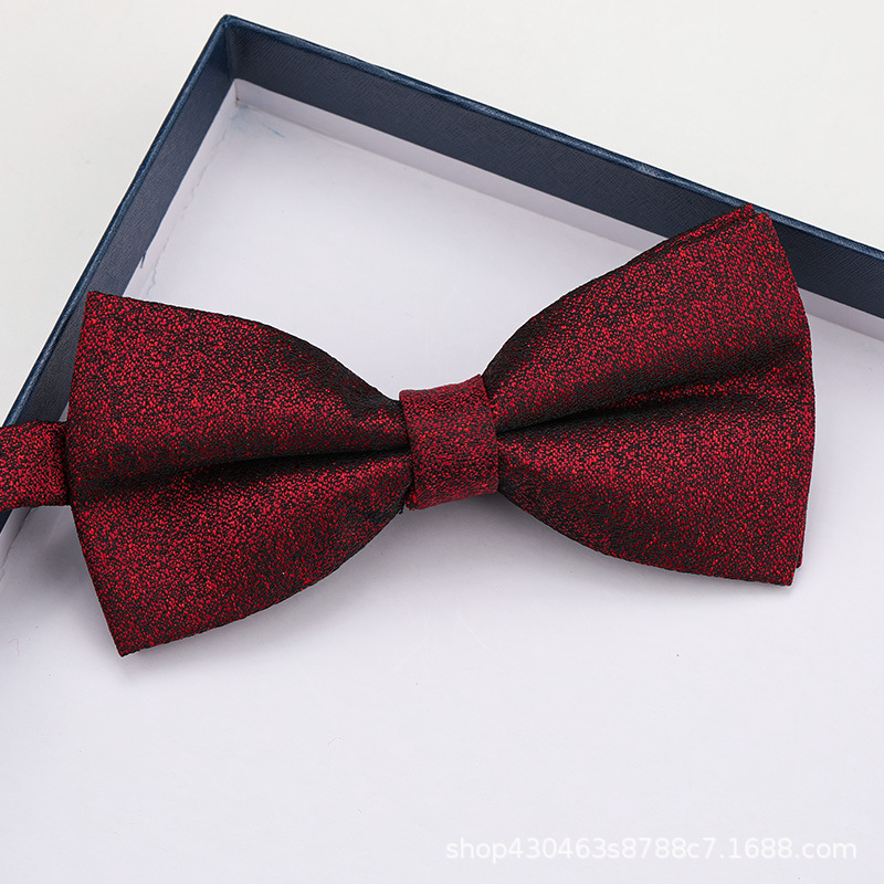 과거 와인 레드 나비 넥타이