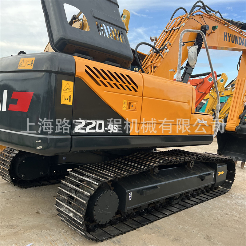 出口贸易 现代220LC-9挖机 一手货源价格优惠
