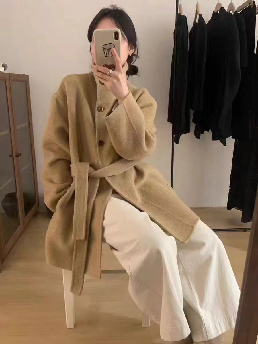 2024新型ヘボン風両面ウールコート女性韓国版学院風小柄で痩せ毛が見えるコート立襟