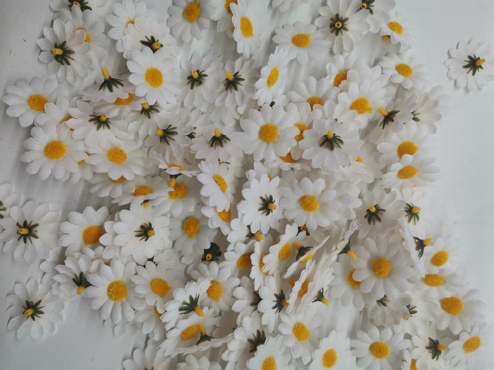 4cm de dos capas pequeño crisantemo girasol flor artificial crisantemo cabeza de flor pequeña Margarita flor artificial