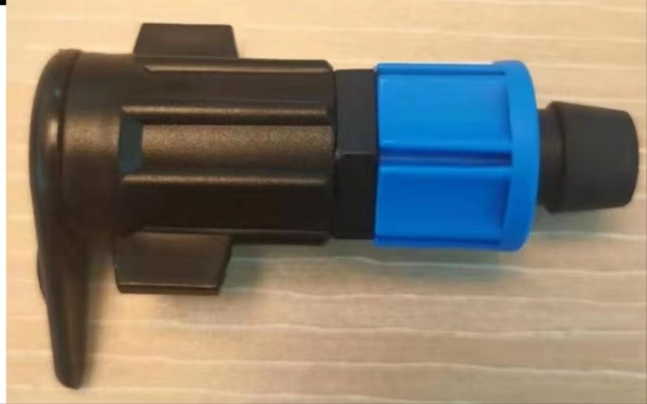 Conector de Tres Vías con Bloqueo para Cinta de Goteo image 17