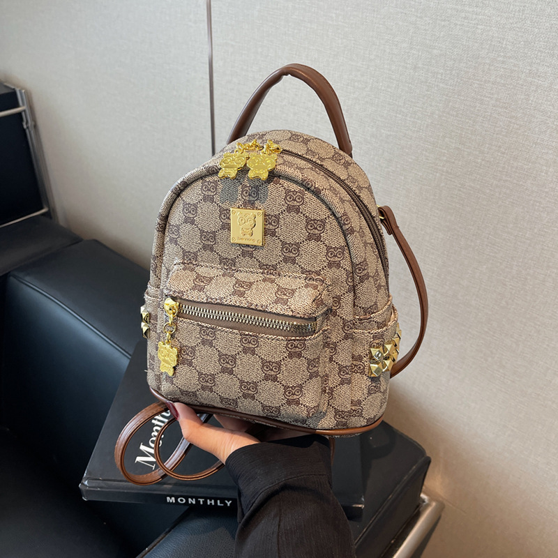 Mochila de mujer nueva bolsa de viaje para mujeres 2024 nuevo diseño de moda universal nicho mochila de viaje