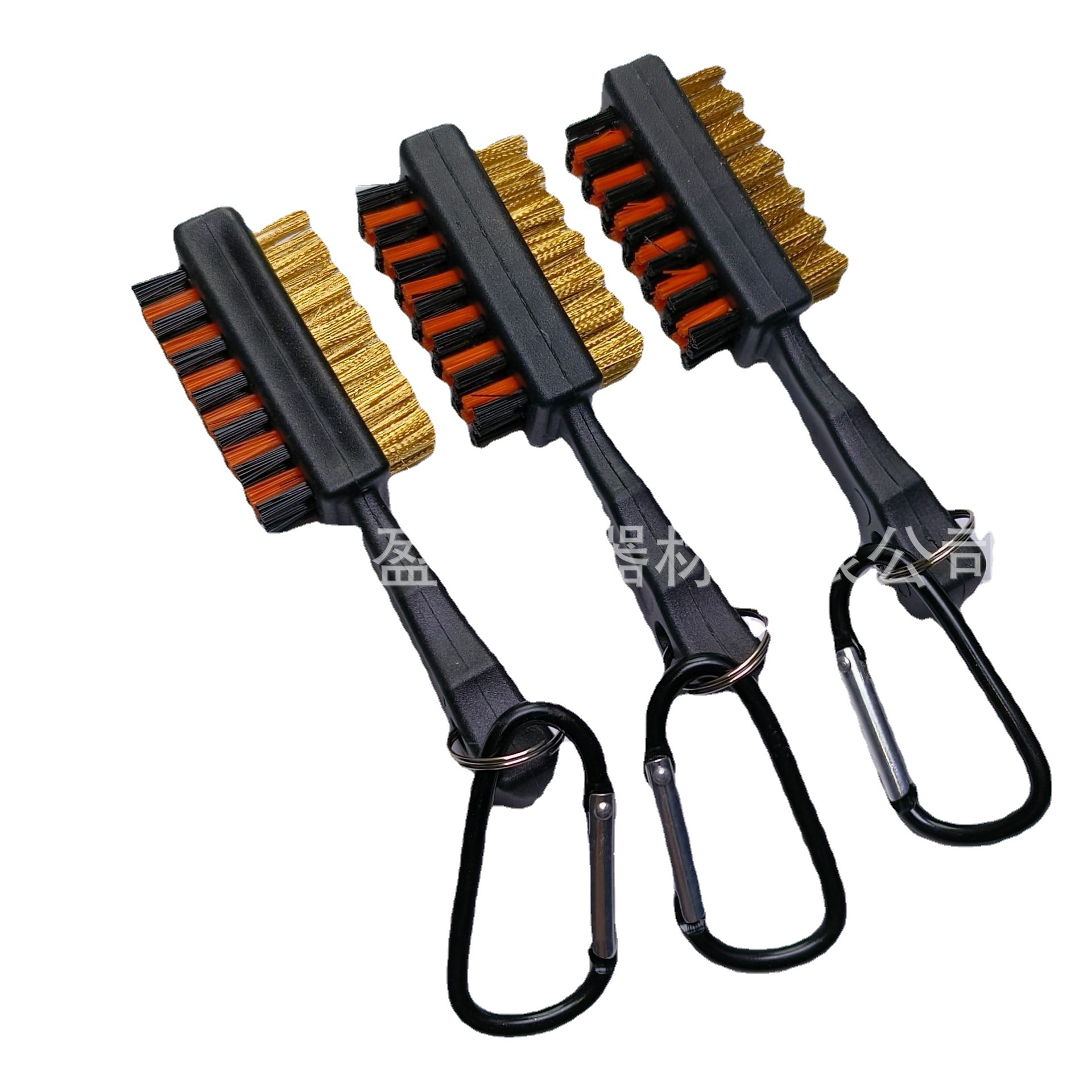 Los fabricantes producen palos de golf, cepillos de cabeza, cepillos de limpieza de golf, cepillos de doble cara, cepillos