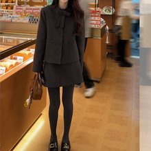 2025新款感洋气轻奢气质蝴蝶结夹棉毛呢外套半身裙两件套