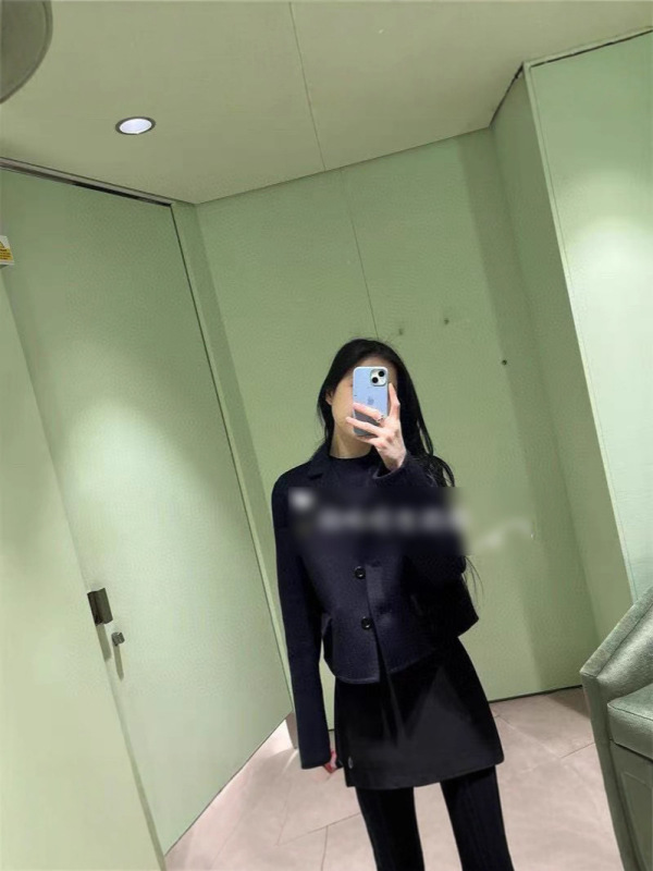 南油女装2025年秋冬Pra*新款百分百纯羊绒双面呢翻领西装外套女|undefined