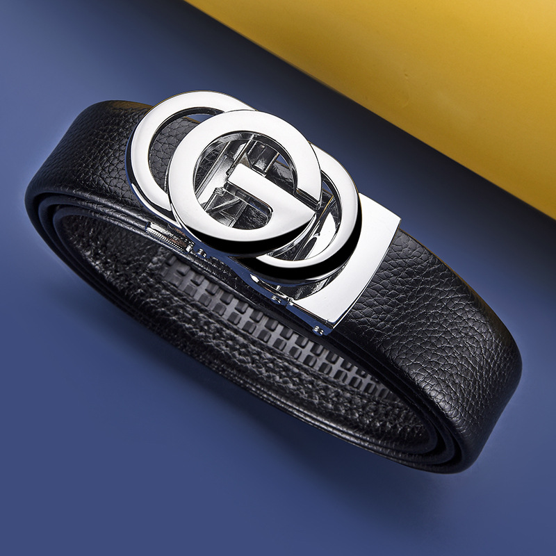 Cinturón de cuero puro para hombre, cuero suave en relieve, cinturón de estudiante, hebilla automática de aleación hueca, cinturón de todo fósforo, sello de cintura de moda en stock