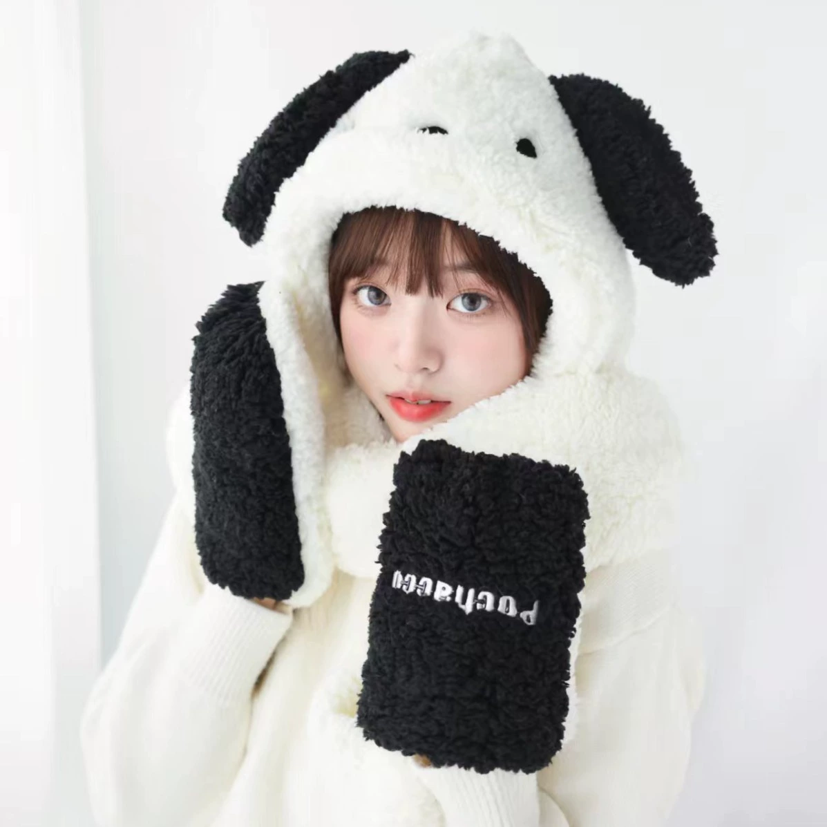Genuine keep warm cute set, gloves, scarf, winter hat, 3 piece set