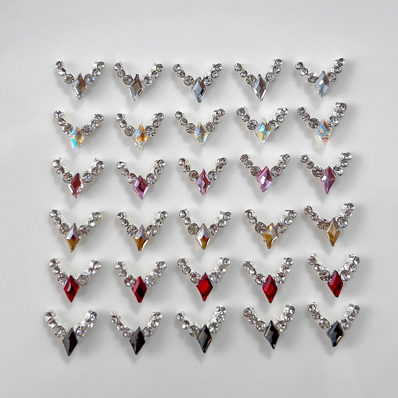 French-Style V-Shaped Stacked Diamond Nail Art Accessories, Trendy Simple Dazzling Diamond-Cut Rhombus Stacked Diamonds for DIY Nail Decoration French-Style V-Shaped Stacked Diamond Nail Art Accessories, Trendy Simple Dazzling Diamond-Cut Rhombus Stacked Diamonds for DIY Nail Decoration