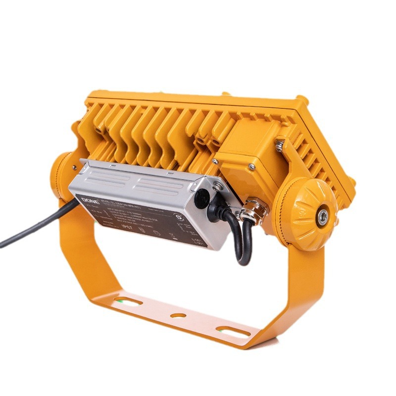 BJQ9760ģ��Ͷ���100W200W��ȫ����IP66�������Ͷ���