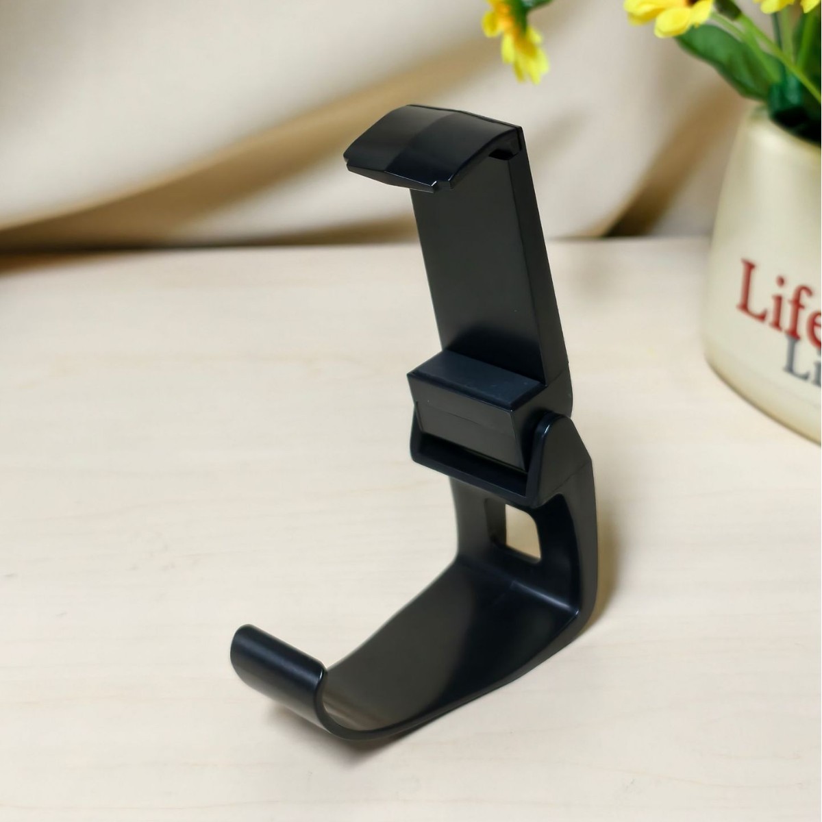 Manufacturer Handle Bracket Adjustable Clip-On Bracket Game Handle Universal Android Mobile Phone Handle Foldable Bracket