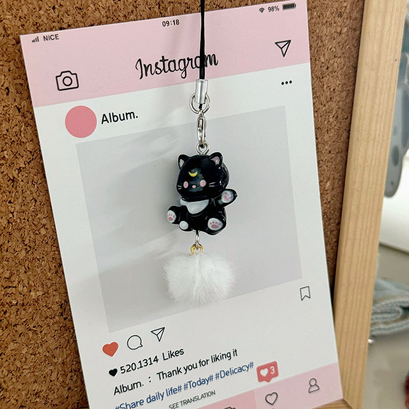 新商品の立体アニメの子猫の携帯チェーンが可愛い樹脂のキーホルダーです。