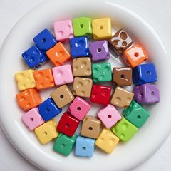 アクリルのドーパミンの漆のチーズの四角の大きい穴の数珠のdiyの携帯電話のチェーンのキーホルダーの材料のアクセサリの部品