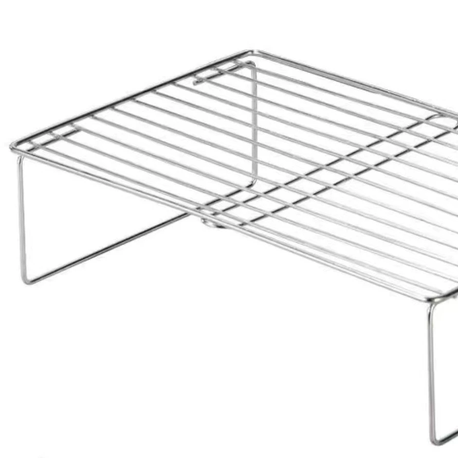 The built -in rack stainless steel layered partition compartment placing vegetable plates and bowls separated by separation of sinks.