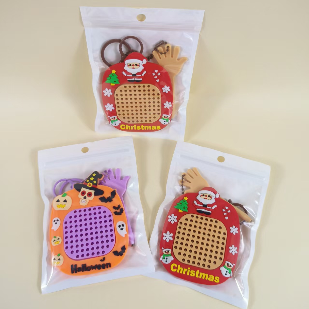 Nuevo Papá Noel Halloween descompresión magnetic bolas de acero laberinto tablero de pintura juguetes para niños lindos colgantes de llaver