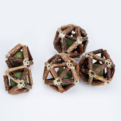 Catnip ball cat toy teeth grinding and chewing resistant cat self-cleaning teeth funny cat toy ball wholesale wooden Tianpolygonum exquisite ball