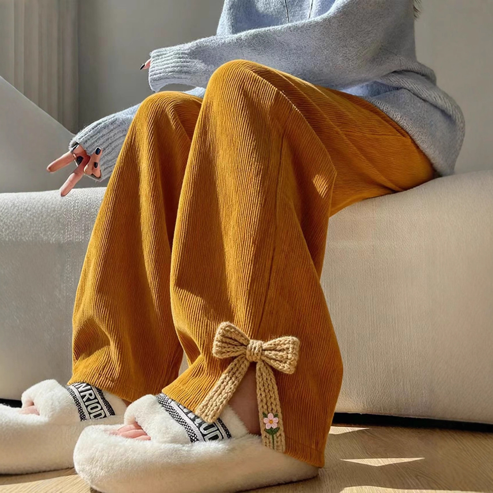 Korean Style Loose Ginger Corduroy Wide-Leg Pants Autumn and Winter Pants with a Unique Design, Slit Hem, and Fleece-Lined Pants