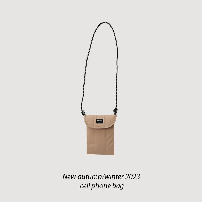 Acolchado pequeño bolso de hombro nicho de alta calidad ligero teléfono móvil pequeño bolso de las mujeres pequeño bolso para caminar crossbody embalaje teléfono móvil