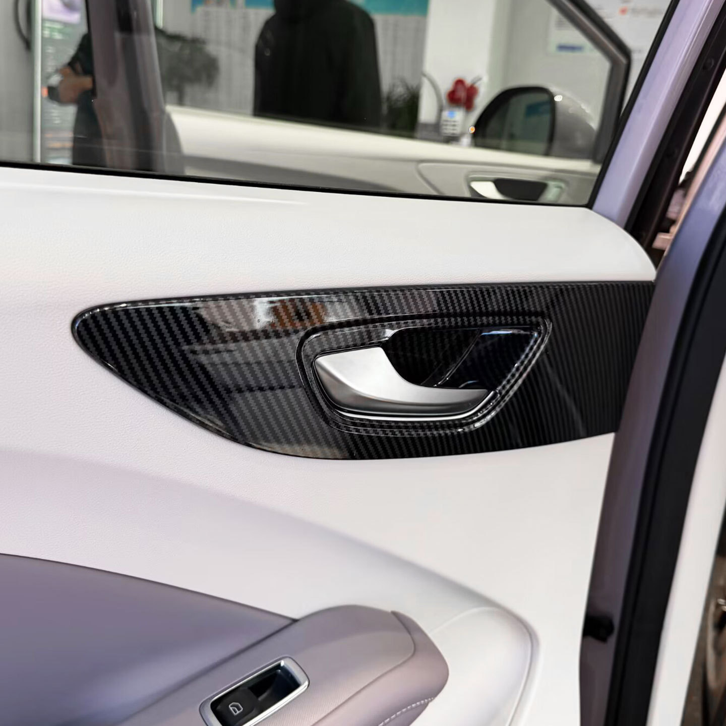 Adecuado para 2026 mg MG4 EV dentro del marco de la mano, tazón de la puerta interior, pegatinas de protección de la mano, accesorios de modificación interior