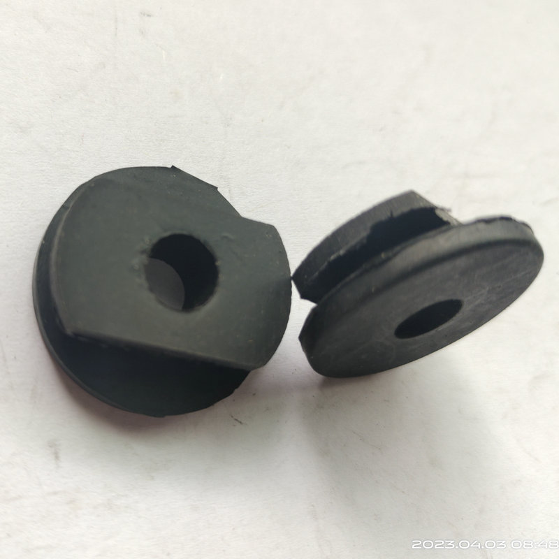 沙滩车橡胶圆形减震垫座椅卡块橡胶异形件汽车配件加厚减震垫批发