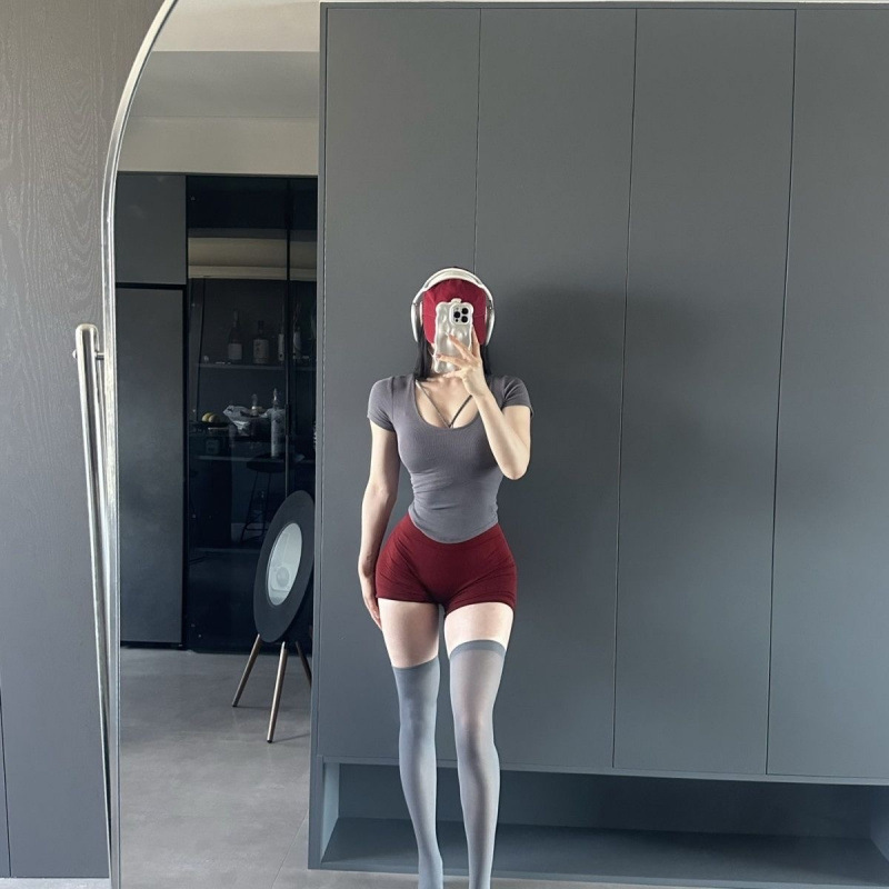 Hot Girl Fitness Honey Peach Pantalones elásticos de cintura alta abdominal ajustados elásticos para correr pantalones cortos de yoga rápidos