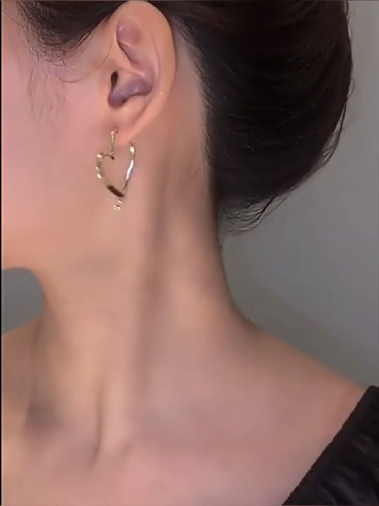 1 Pair Quantity Daily Occasion 1 Pair Fashion Heart Shape Alloy Plating Women's Drop Earrings