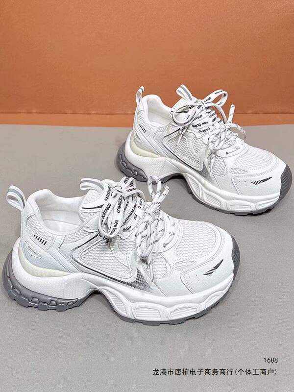 These white, thick-soled, chunky sneakers are a must-have for women in 2026. They are lightweight, height-enhancing, and perfect for casual wear, making them a fashionable and versatile choice These white, thick-soled, chunky sneakers are a must-have for women in 2026. They are lightweight, height-enhancing, and perfect for casual wear, making them a fashionable and versatile choice