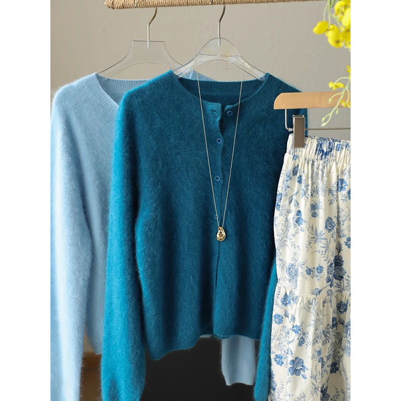 High Quality Goods! Off-Season Leaks! 230g Thickeneded Brushed Cashmere Wool Sweater Seamless Round Neck Cardigan Sweater for Women Autumn and Winter