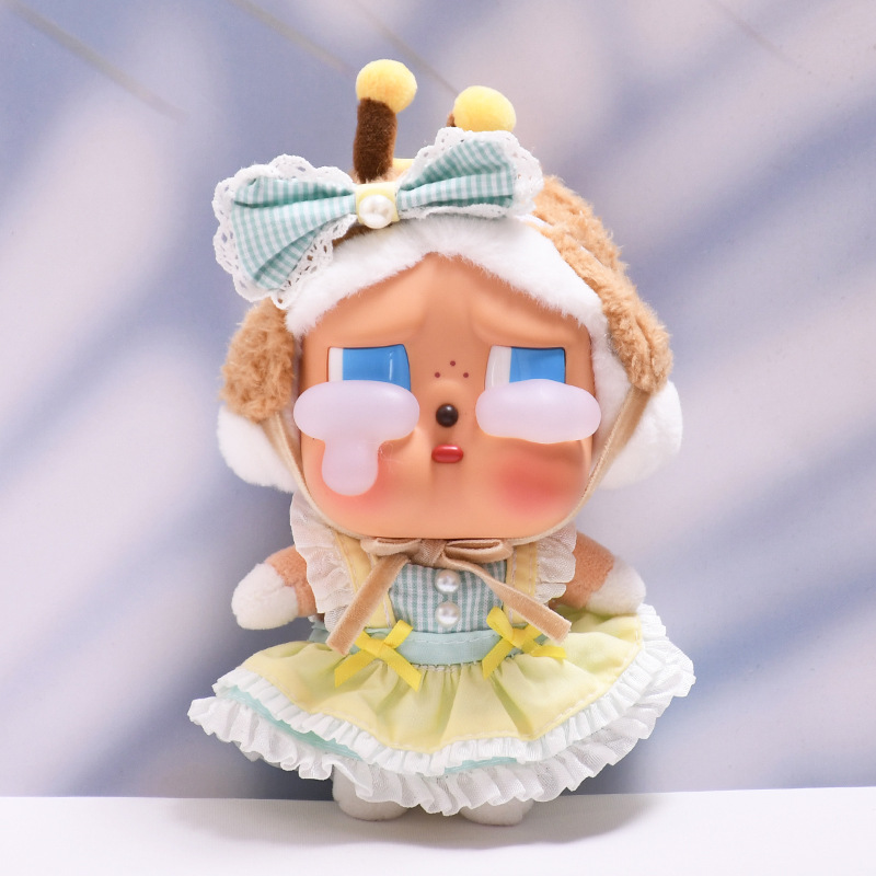 ただの子供服】泣く子供の涙の工場はゴムの顔の人形をごまかします。