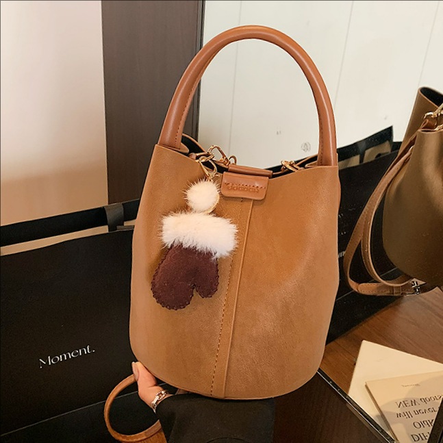 High-End Commuter Handbag Bucket Bag 2026 New Vintage Single-Shoulder Mother-Daughter Set Bag High-End Crossbody Women's Bag