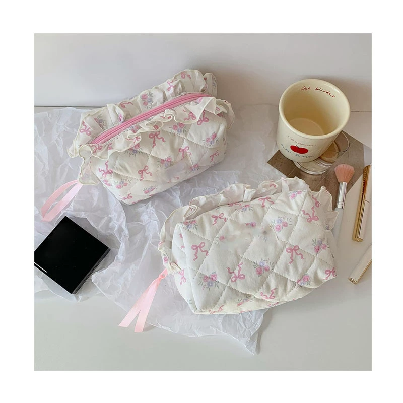 Cute cosmetic bag for traveling, storage bag