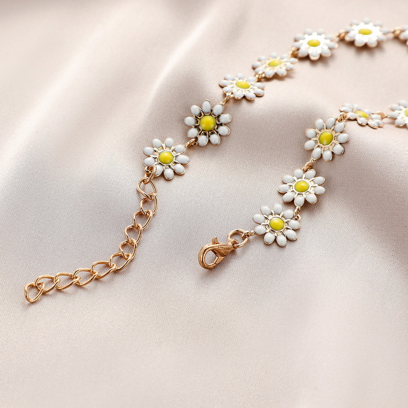 Wholesale Jewelry Simple Style Flower Alloy Necklace display picture 2