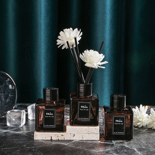 Small Square Aromatherapy Diffuser, Household Indoor Smokeless Bamboo Charcoal Aromatherapy Set, Bathroom Deodorizer, Dried Flowers, Long-lasting Fresh Air