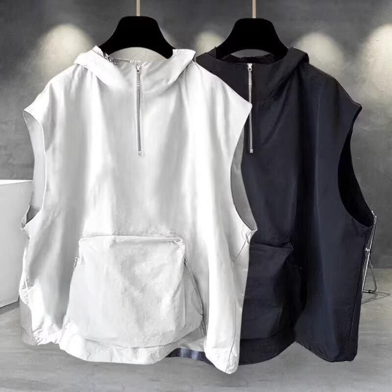 Zipper Hooded Sleeveless T-shirt Men's Summer Trendy Brand Plutton Handsome Loose Solid Color Tooling Large Pocket Design Waistcoat Vest Zipper Hooded Sleeveless T-shirt Men's Summer Trendy Brand Plutton Handsome Loose Solid Color Tooling Large Pocket Design Waistcoat Vest