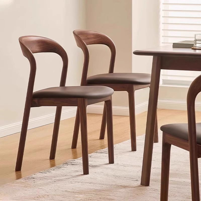 Silla de comedor de madera maciza de estilo antiguo, silla de respaldo de estudio para el hogar, silla de comedor de bolso suave de cuero cómodo, silla de comedor de lujo ligera