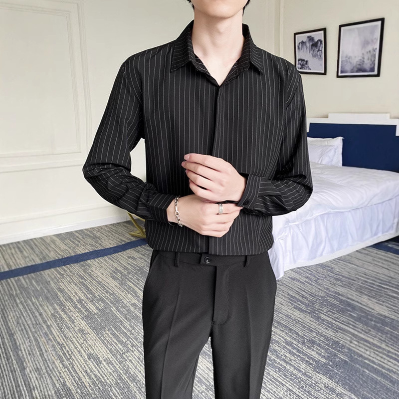 春秋新款青年男士高级感商务正装职业黑白条纹衬衫长袖修身衬衣潮