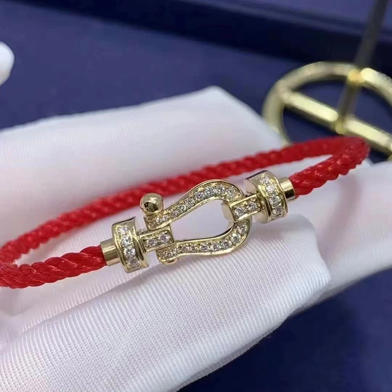 Horseshoe Buckle Fred Red Rope Bracelet Couple Style Men's and Women's Bracelet Animal Year Transfer Wire Rope DIY Bracelet Horseshoe Buckle Fred Red Rope Bracelet Couple Style Men's and Women's Bracelet Animal Year Transfer Wire Rope DIY Bracelet