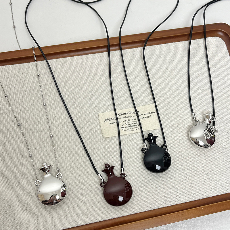 HABI silver Perfumer Bottle Necklace Long Light Luxury Niche Sweater Chain New Style Simple High-end Necklace Sweater Chain HABI silver Perfumer Bottle Necklace Long Light Luxury Niche Sweater Chain New Style Simple High-end Necklace Sweater Chain