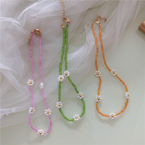 Korean retro colorful beaded necklace Korean style girl pearl flower necklace ins style zou chrysanthemum necklace for women