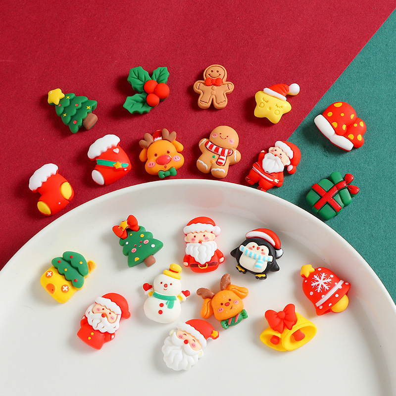 Cartoon Christmas resin accessories for handmade DIY cream glue phone cases, fridge magnets, hair clips, and decorative materials