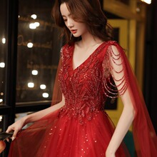 红色敬酒服2025春秋新款新娘晚礼服订婚女名媛轻奢小众气质连衣裙
