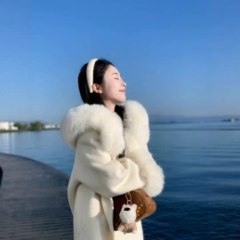 女式毛呢外套;大码毛呢外套